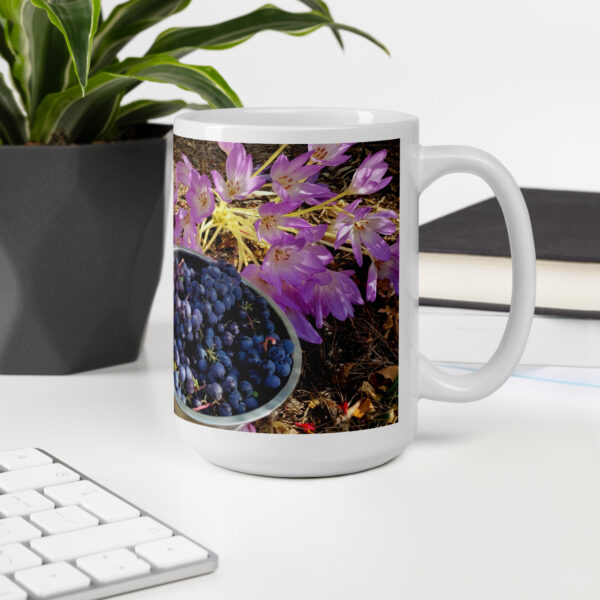 Grapes Glossy Mug