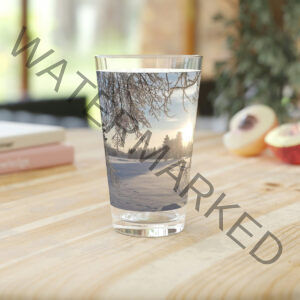 Snowy Pint Glass, 16oz